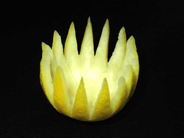 レモン釜の飾り切り手順 小鉢 和え物 酢の物に役立つ器の作り方 日本料理 会席 懐石案内所