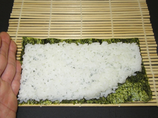 細巻き寿司の巻き方とすし飯の広げ方