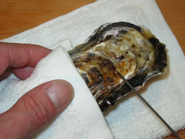 かきのからむき方法と牡蠣の貝柱を外す手順