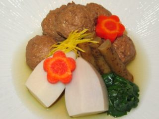 【鶏レシピ豆知識】鶏肉を柏(かしわ)と呼ぶ理由とは?和食の料理用語集 | 日本料理、会席・懐石案内所
