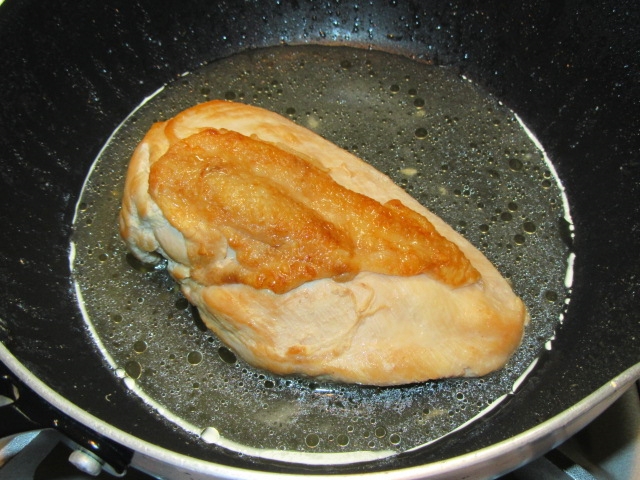 鶏むね肉を柔らかく仕上げる方法,鶏の蒸し焼き煮の作り方の仕上げ