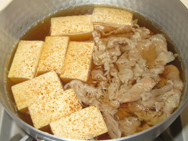 牛肉と焼き豆腐の煮物レシピ,煮上がりの写真