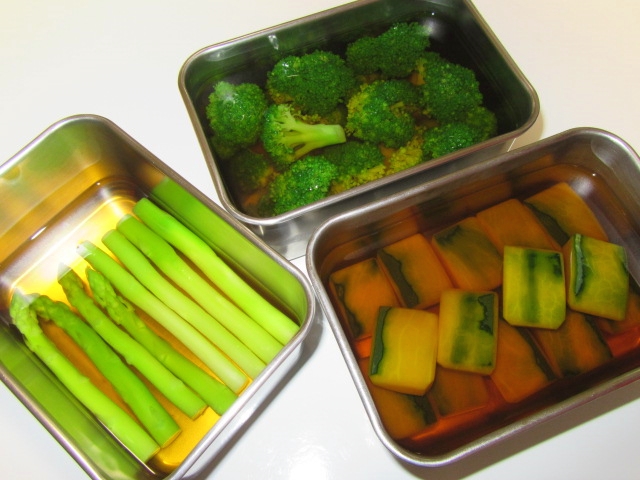 色良く仕上げる野菜の煮物の味つけ方法三種類,アスパラ,南瓜,ブロッコリー
