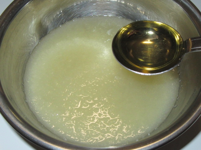 梨酢の作り方手順,酢を加える工程